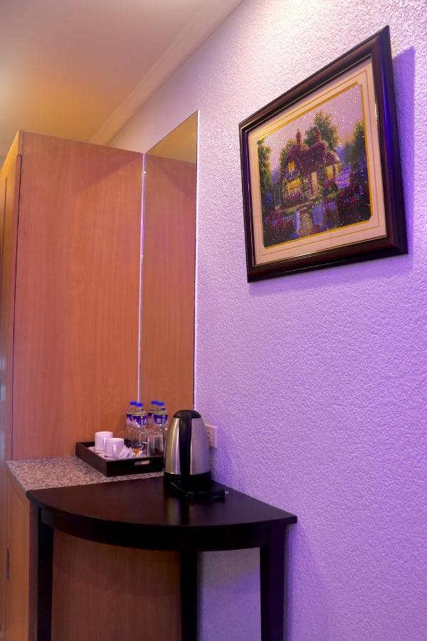 Maison Hotel Cauayan Buitenkant foto